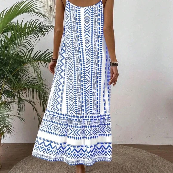 Emery Rose Loose fit geometric pattern printed Blue and White Maxi Dress - Picture 11 of 12